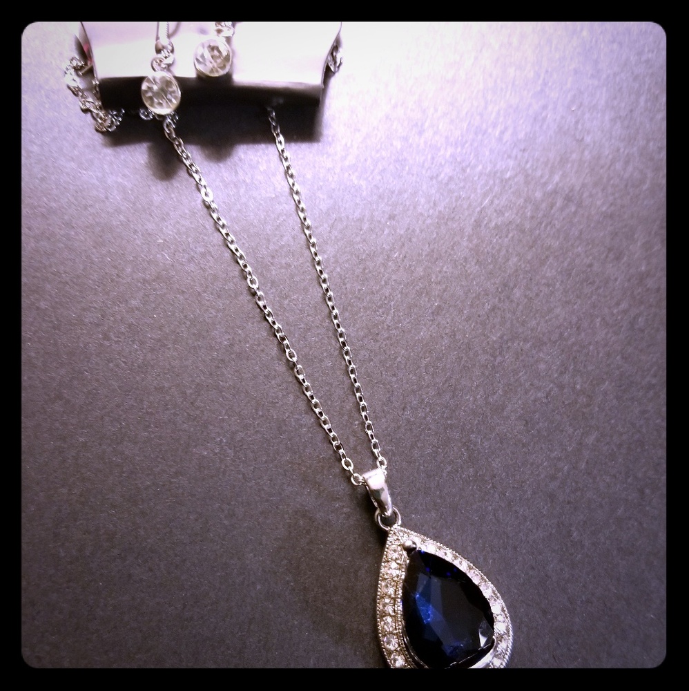 Necklace & Earrings